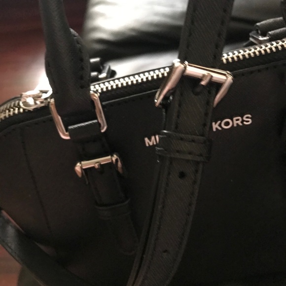 🔥🔥🔥Michael Kors Crossbody Handbag🔥🔥🔥 - Picture 3 of 10